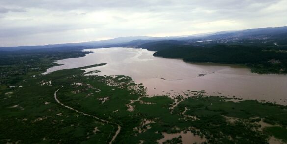 images/stories/sadrzaj/2020/20200301/8_Poplave_Zivinice/4_-_Jezero_Modrac