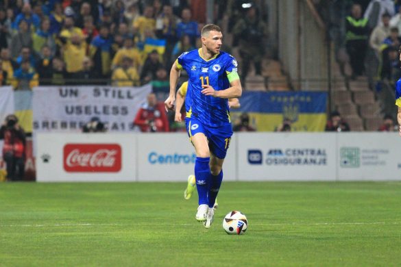 2103_reprezentacija_ukrajina_dzeko