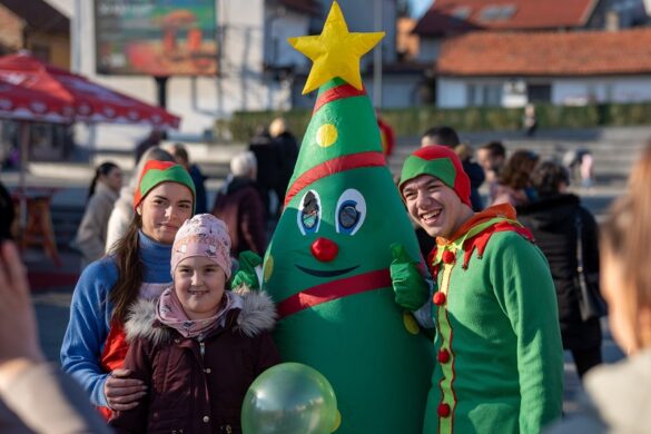 2712_djecija_trg_maskote (1)