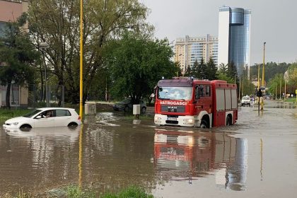 0105_vatrogasci_poplava_zlokovac