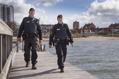0210_swe_svedska_police