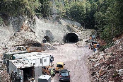 0408_tunel_hranjen