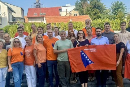0809_fronta_predizborna