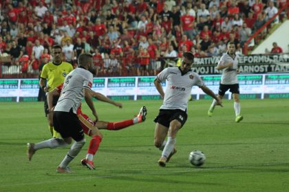 0809_velez_sloboda