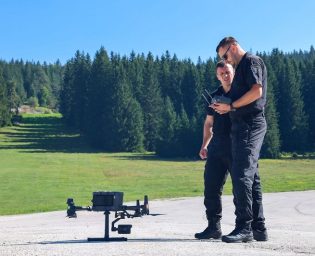 0810_granicna_dron