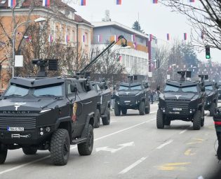 0901_parada_neustavnidan