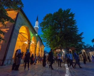 0904_dzamija_ramazan_sarajevo