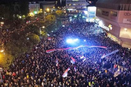 0910_protest_rs_bl