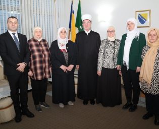 1003_muftija_majke srebrenice