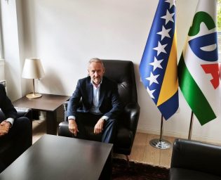 1010_izetbegovic_covic