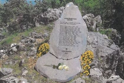 1010_spomenik_kazani