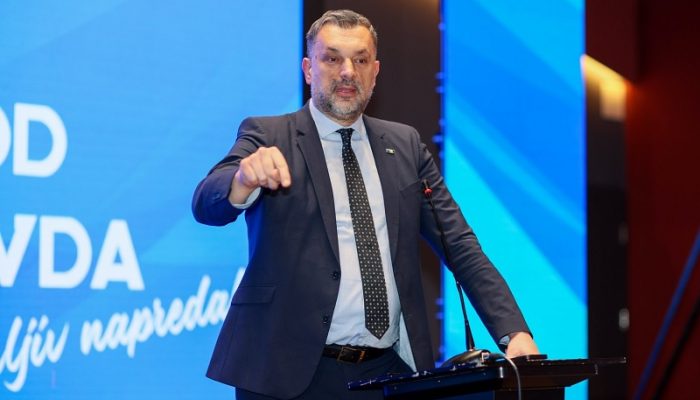 1102_elmedin_konakovic