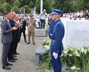 1107_delegacija_potocari