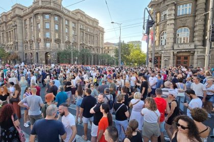 1108_protest_bg