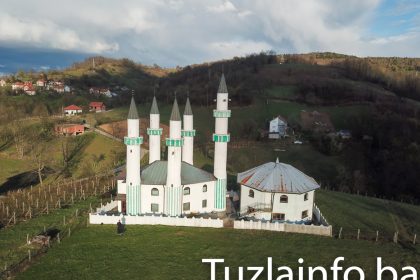 DCIM100MEDIADJI_0040.JPG
