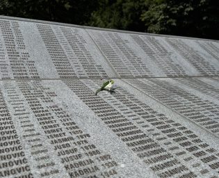 1207_srebrenica_potocari_memorijalni (1)