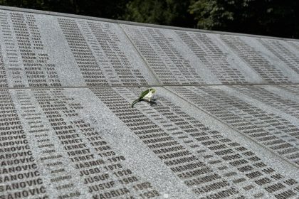 1207_srebrenica_potocari_memorijalni (1)