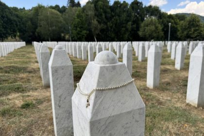 1207_srebrenica_potocari_memorijalni (2)