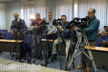 1302_mediji