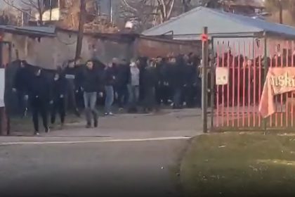1303_ultras
