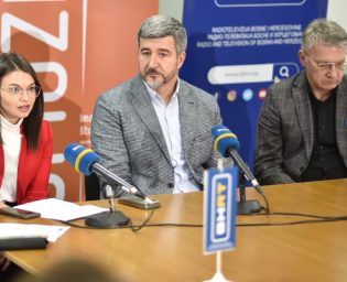 1404_press_pomozi