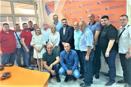 1407_df_noviclanovi