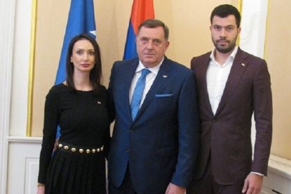 1501_porodica dodik