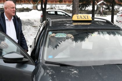 1501_taxi_oznaka