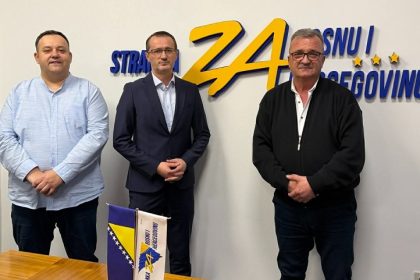 1502_strankazabih_kladanj