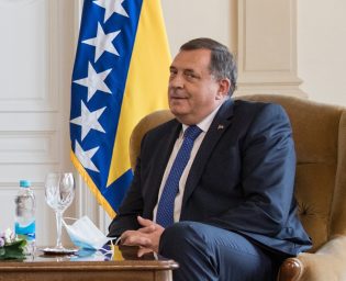 1607_milorad_dodik