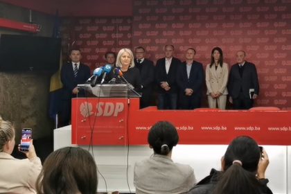 1611_osmorka_hdz