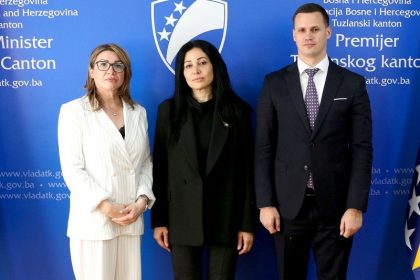 1704_Ambasadorica