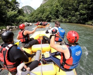1708_rafting