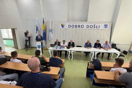 1757430016_68c04100de889