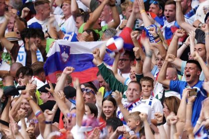 2006_slovenia_navijaci