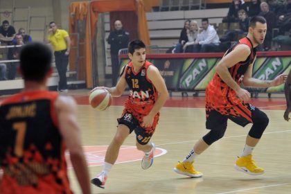 2009_sani_campara