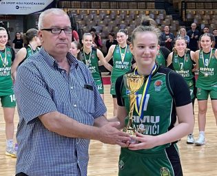 2105_juniorske_rks