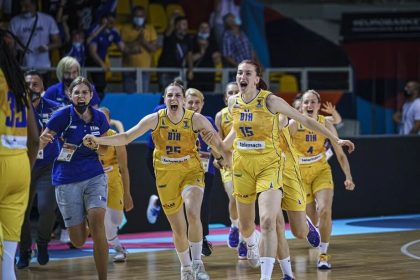 2106_reprezentacija_kosarka_slavlje
