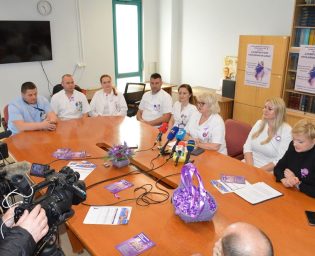 2303_press_ljubicasti_dan