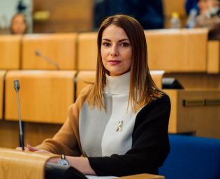 2404_sandra_imsirovic