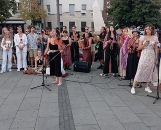 2408_muzicki