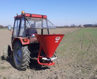 2503_traktor_poljoprivreda
