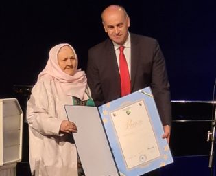 2511_nana_fata
