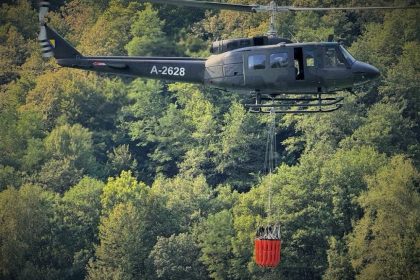 2608_helikopter_pozar