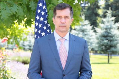 2804_ambasador_eric_nelson