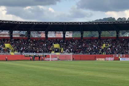 2805_stadion_tusanj