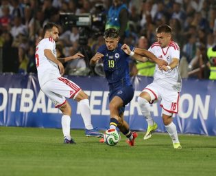 2905_alajbegovic_zmajevi_reprezentacija
