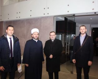 2912_bozicni prijem 2021