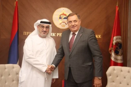 3008_emirati_dodik1