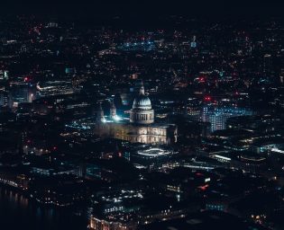 Photo by Sam Quek on Unsplash